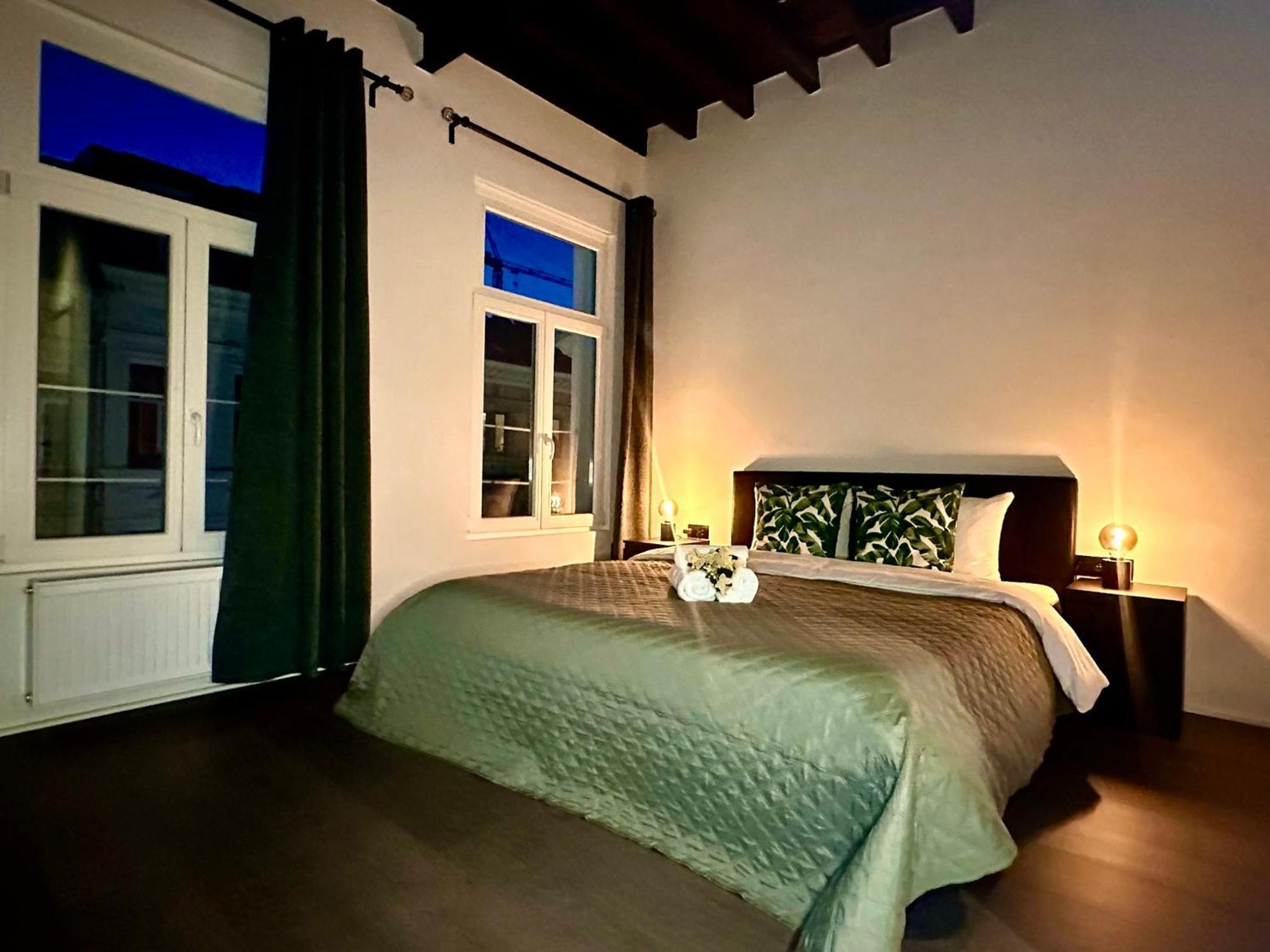 Luxury Suites Princess By Rikas Hotels Antwerpen Bagian luar foto
