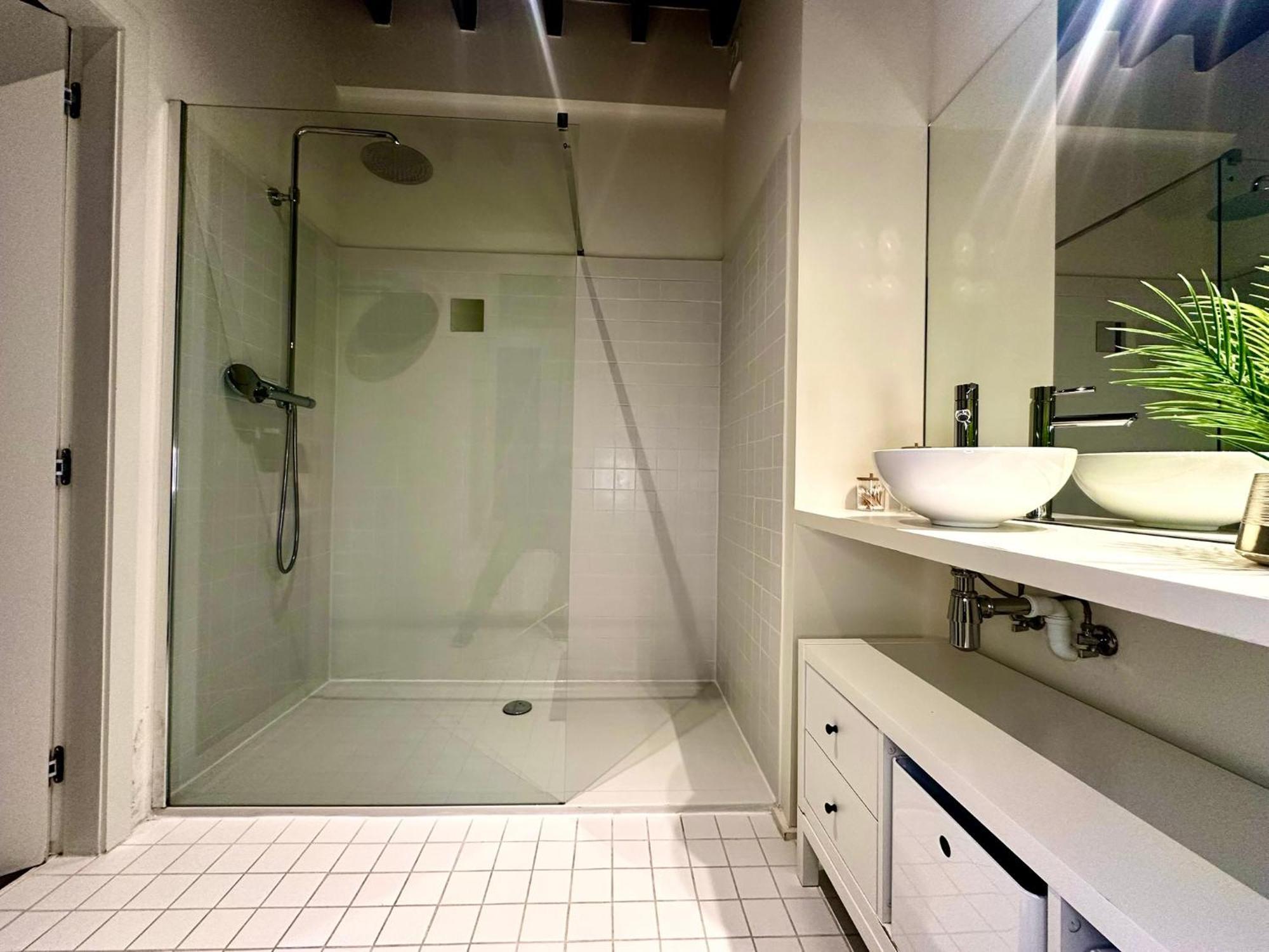Luxury Suites Princess By Rikas Hotels Antwerpen Bagian luar foto