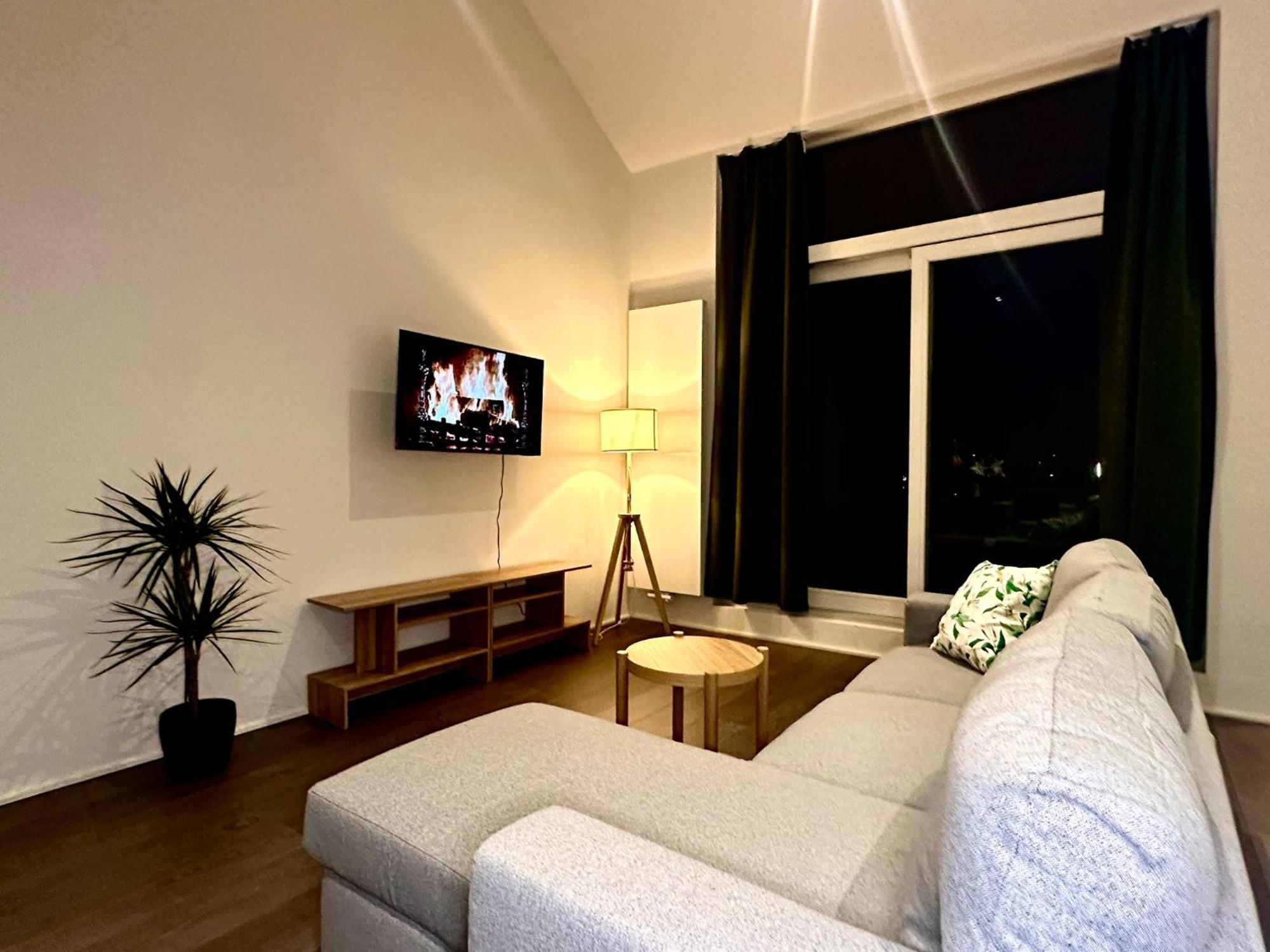 Luxury Suites Princess By Rikas Hotels Antwerpen Bagian luar foto