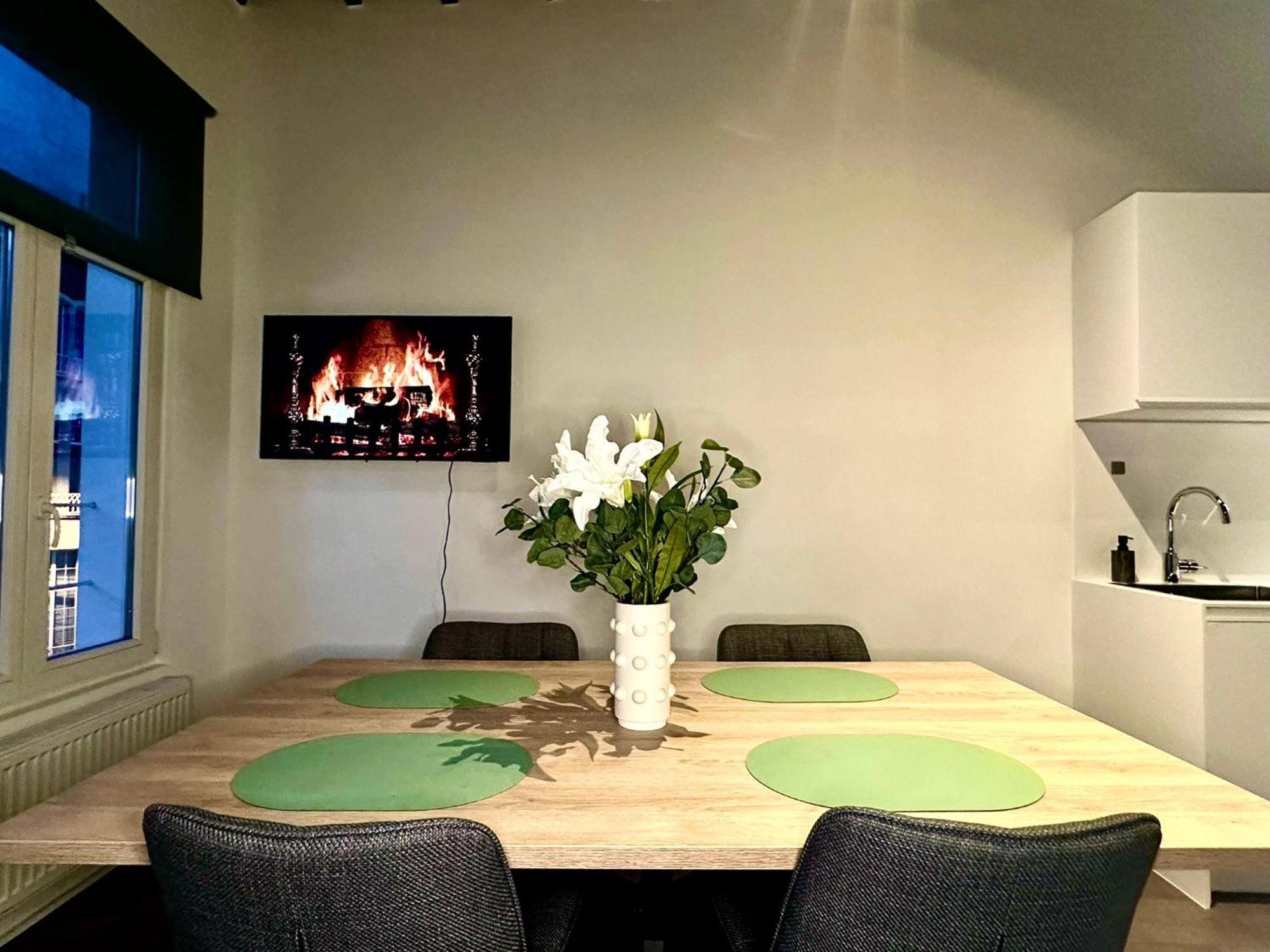 Luxury Suites Princess By Rikas Hotels Antwerpen Bagian luar foto